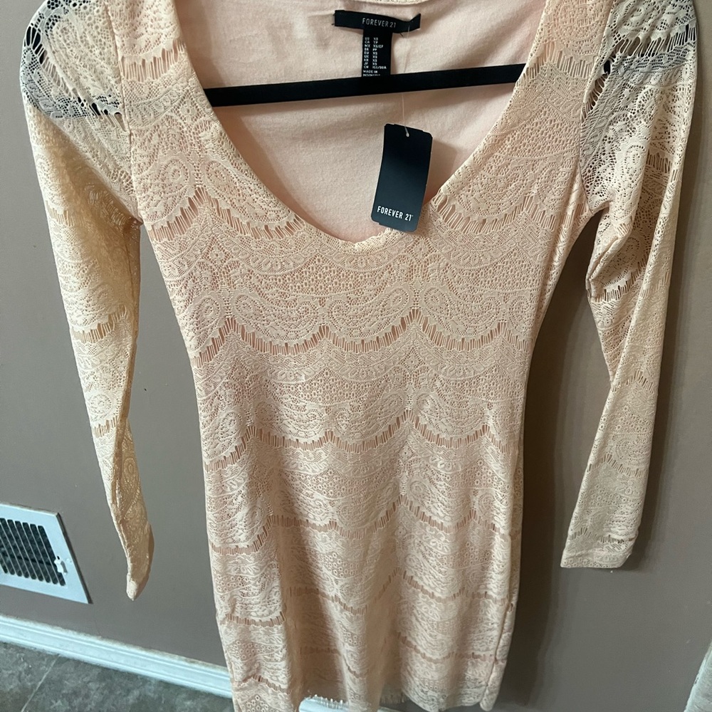 Long sleeve lace dress!